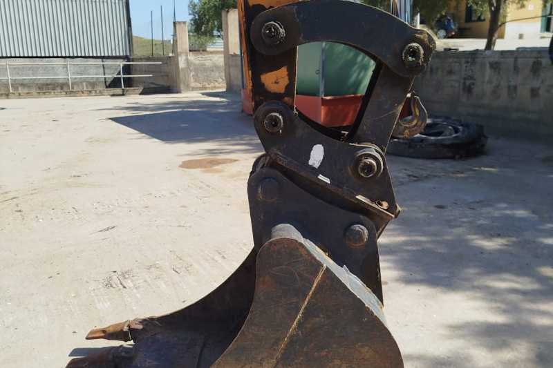 OmecoHub - Immagine CASE CX60C